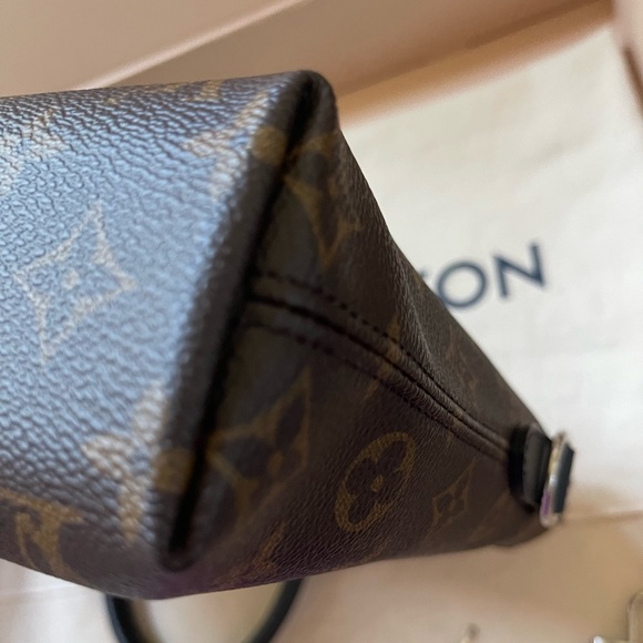 Louis Vuitton Briefcase - Picture 8 of 16